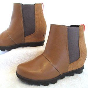 5 Ladies 2 Youth SOREL Tan Leather Wedge Boots